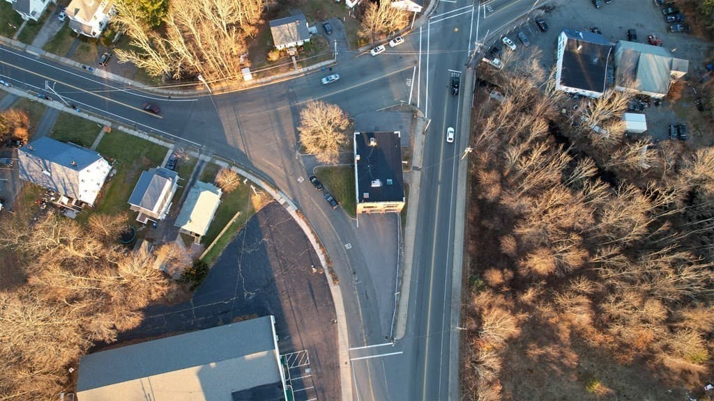 458 South Ave photo 5