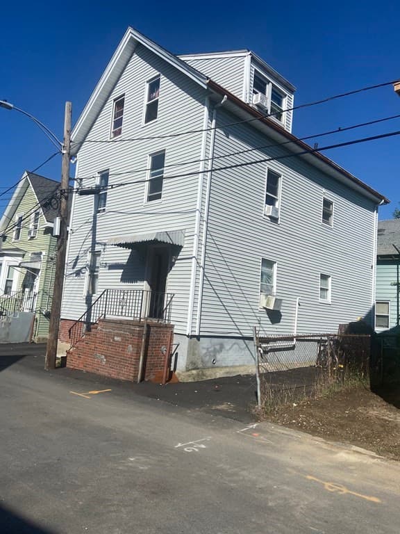 5 South St Ct.