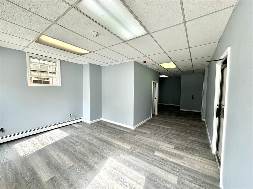 253 Copeland Street photo 5