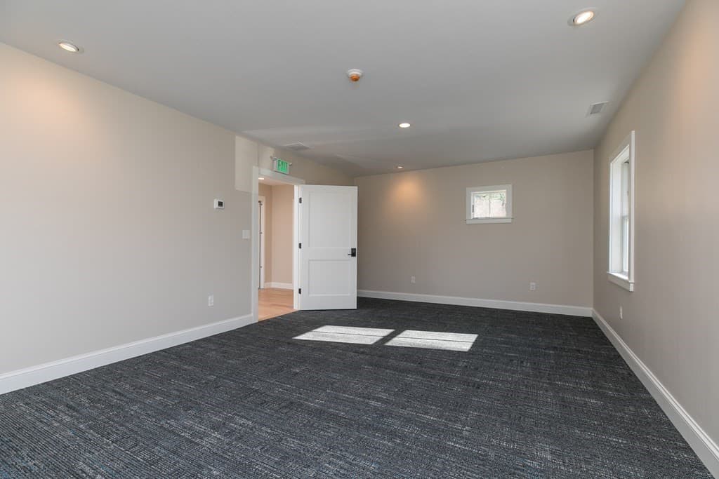 587R Bay Road #4 photo 5