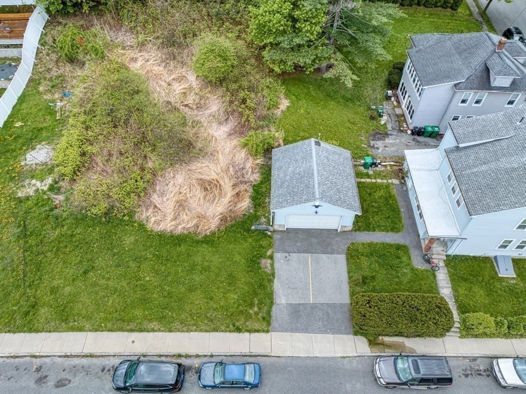 0 Burton St photo 3