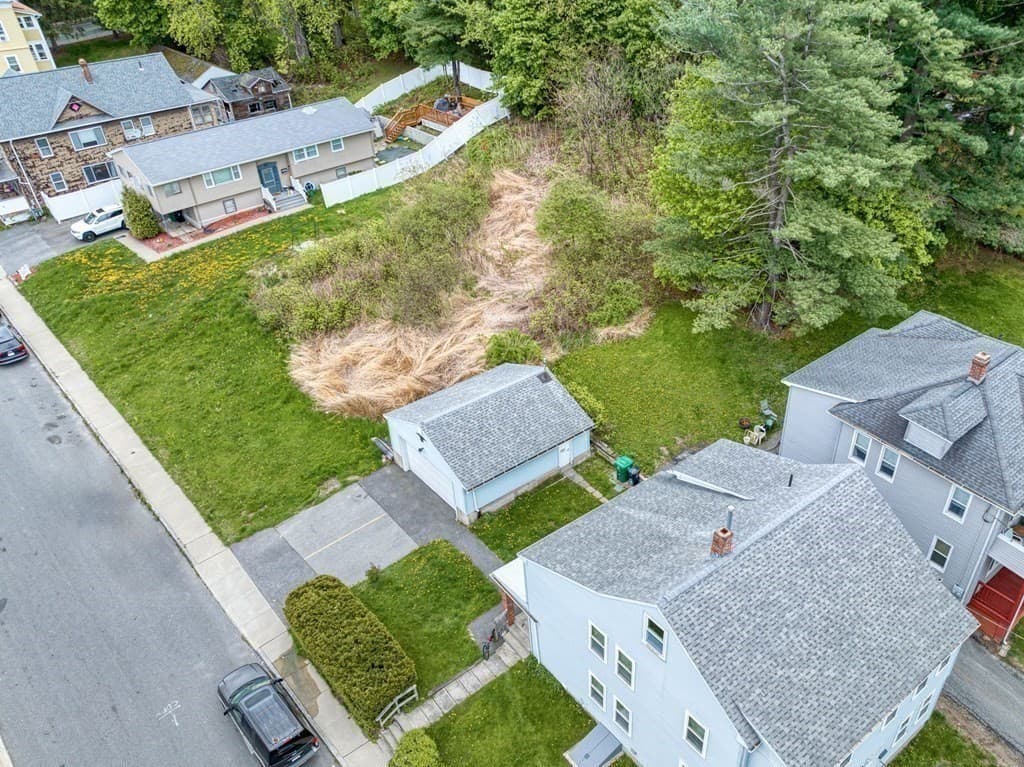 0 Burton St photo 4
