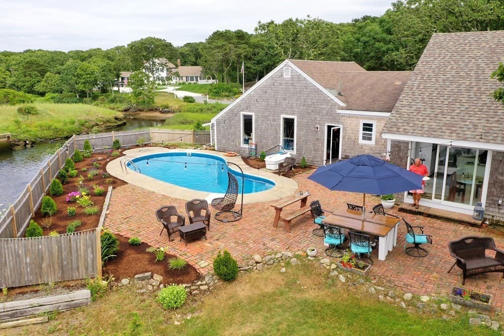 27 Saquatucket Bluffs Road photo 4