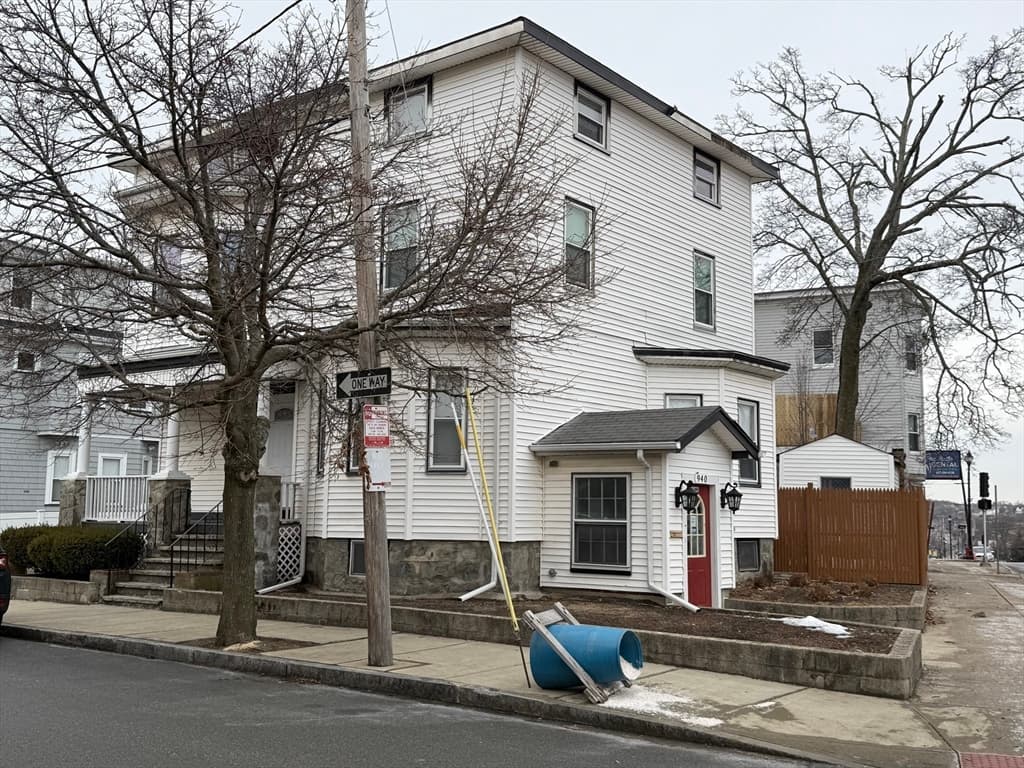5 Mason St photo 2