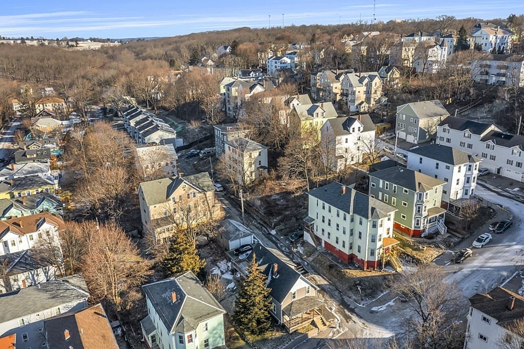 1 Blodgett Pl photo 4