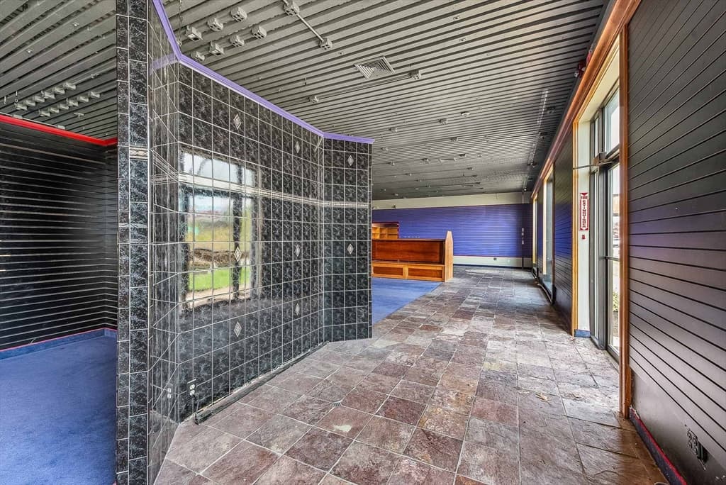 120 Andover St, Unit 3 photo 4
