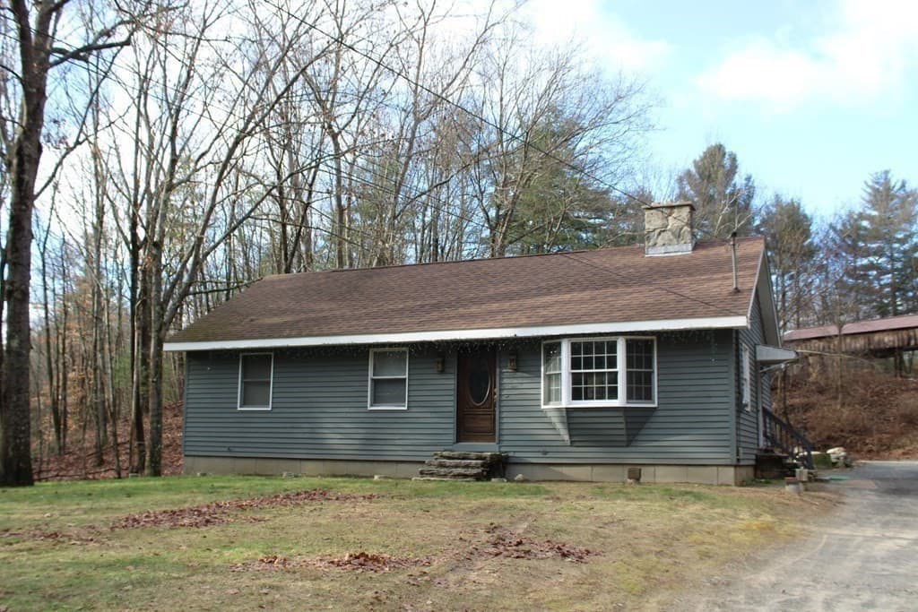 399 Leverett Rd