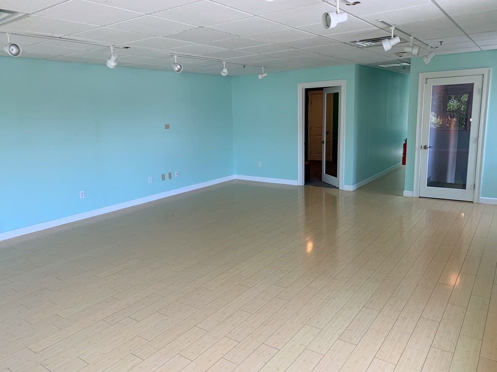 501 Cabot St photo 2
