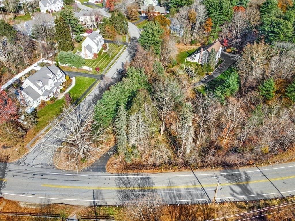 2 Jenkins Drive photo 3