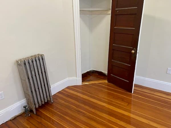 427 Geneva Ave #3 photo 3