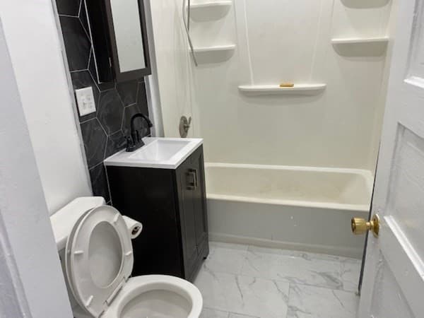 427 Geneva Ave #3 photo 5