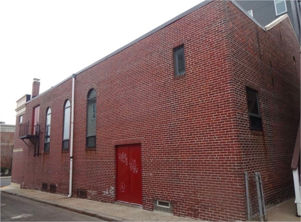 245 D St photo 5