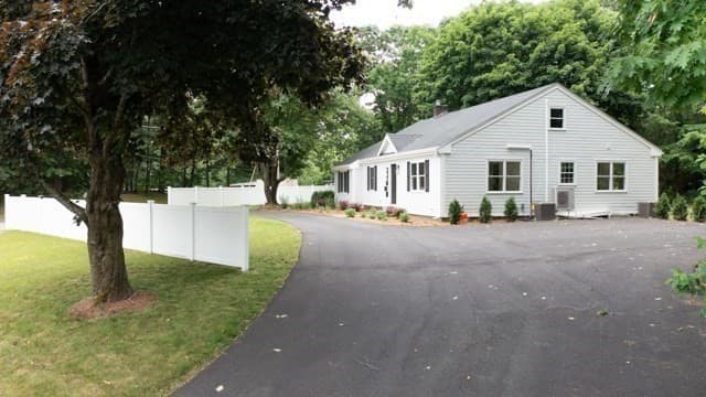 430 Lowell St. photo 2