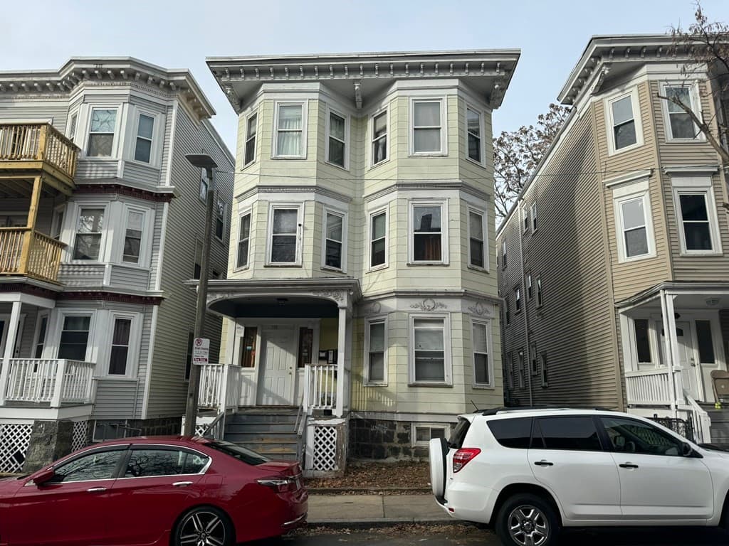 133 Harold St #1 photo 5