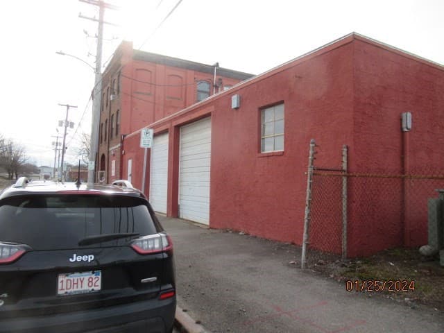 60 River St #1R photo 2