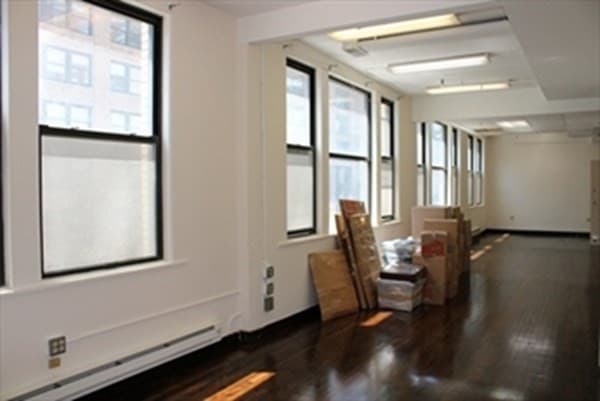 32 Kneeland St #401 photo 4