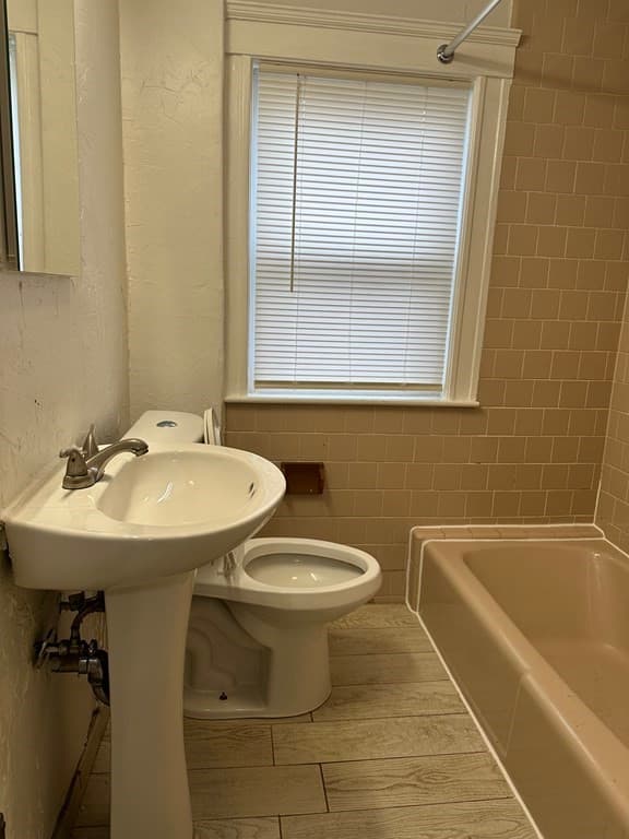 47 Euclid Ave #1 photo 3