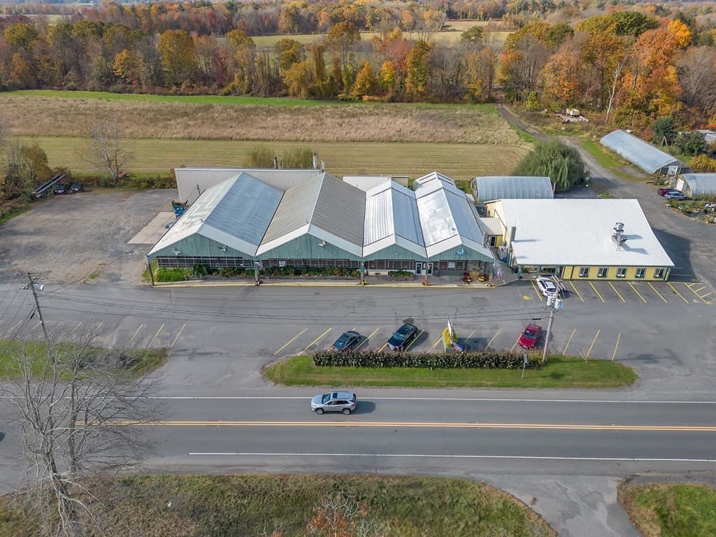 281 Greenfield Rd
