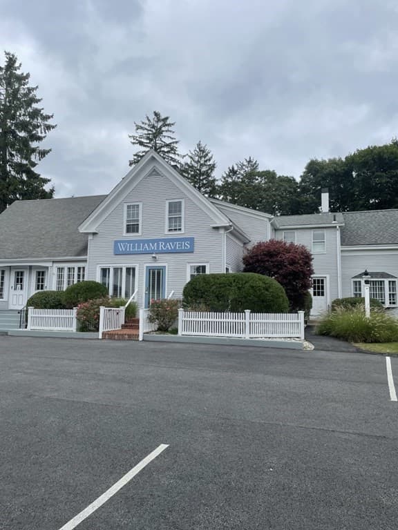 53 Railroad Ave #2