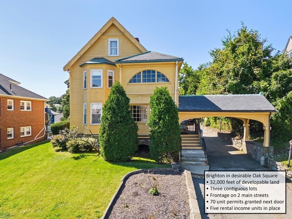 664 Washington Street photo 4