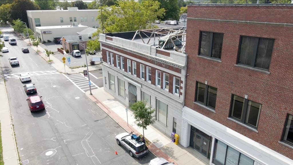 85 Elm St photo 2