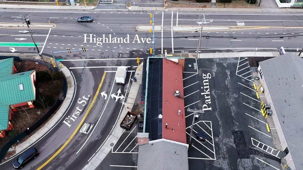 250 Highland Ave photo 2