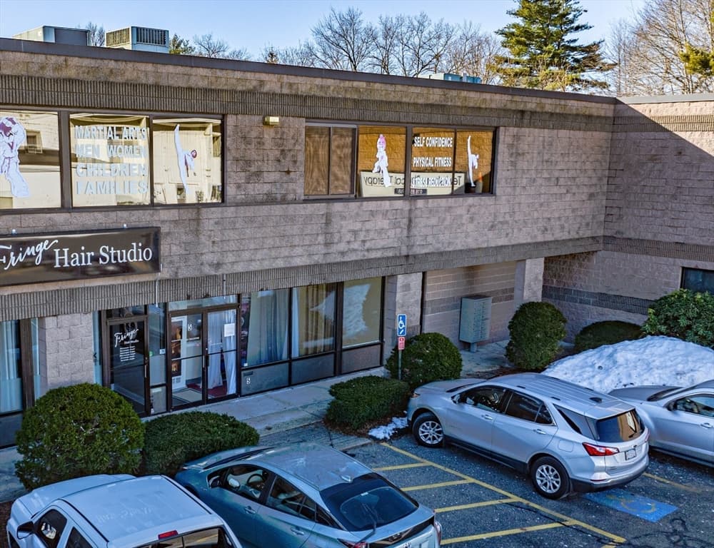 885 Main St #5