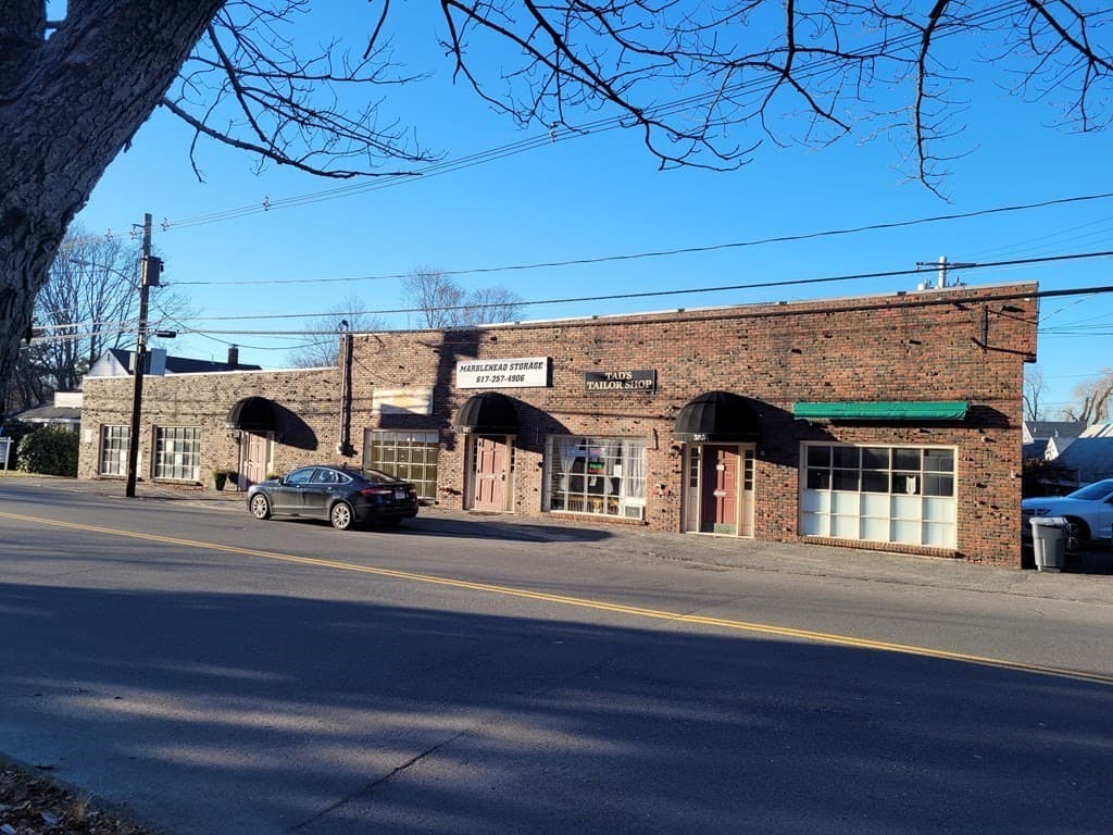 387 Atlantic Ave. photo 2