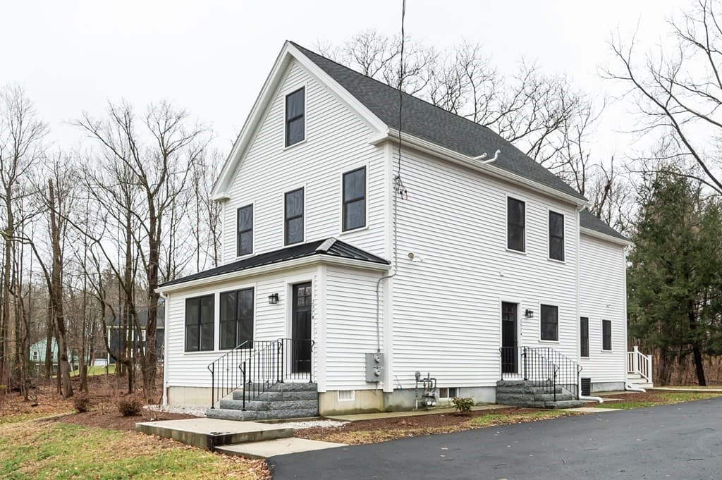 297 Main St #Unit B