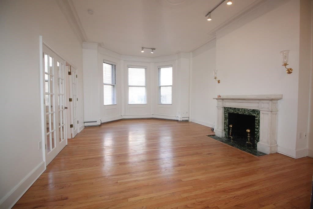 277 Beacon St #2A