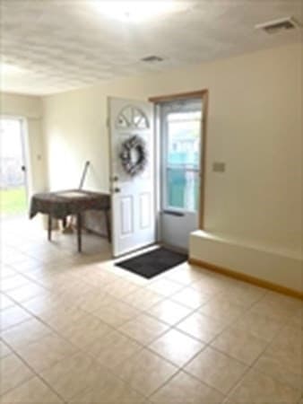 65 Newman Street #1 photo 3