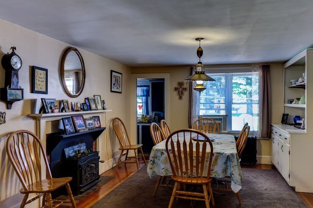 58 John Gilbert Road photo 4