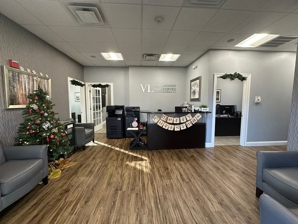 1533 Lakeview Ave #103 photo 2