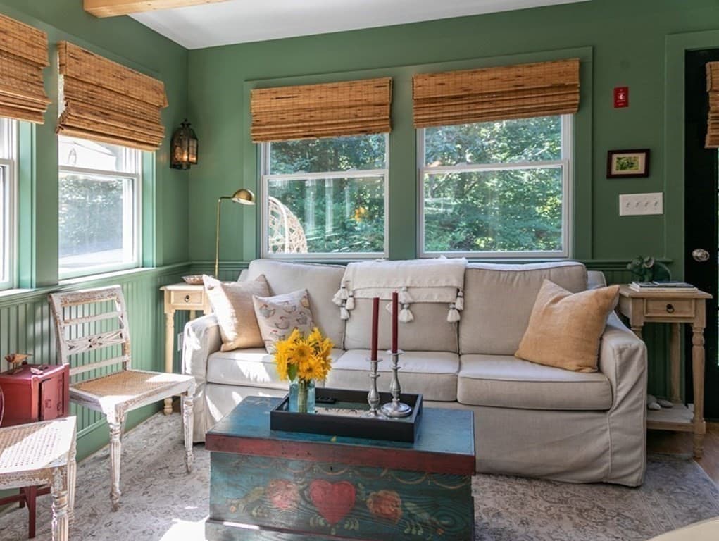11 Hammett Lane photo 3