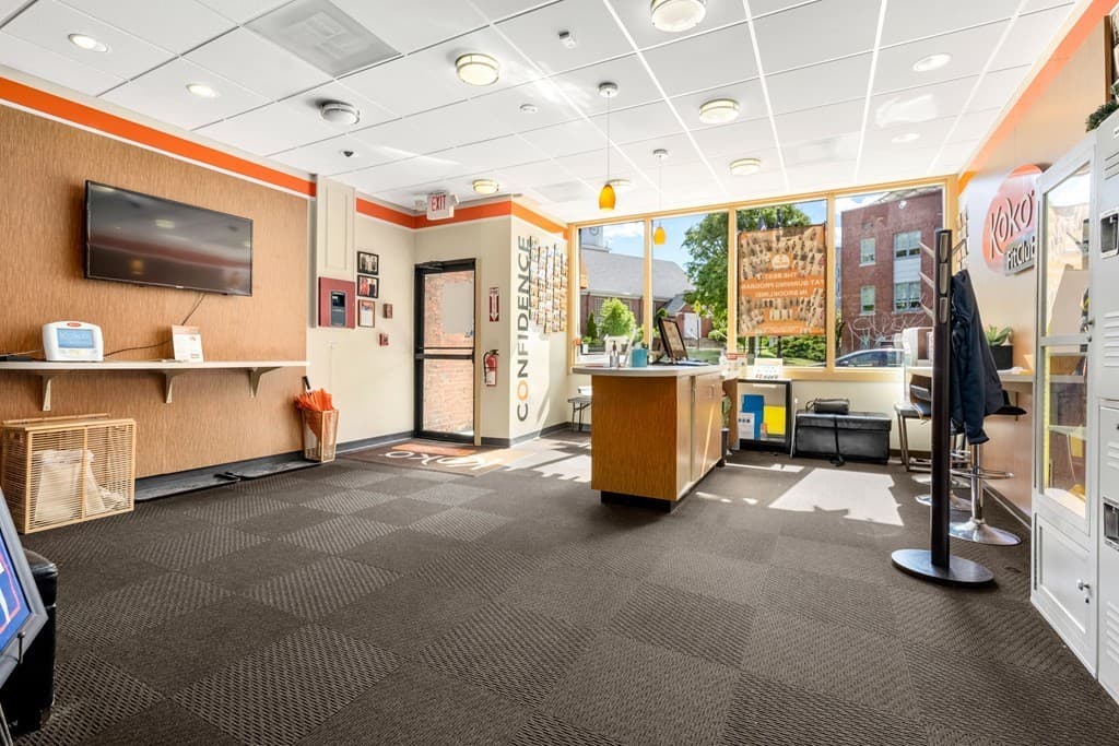 39 Harvard St #Retail photo 2