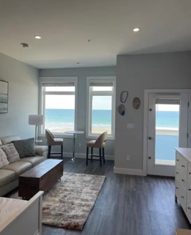 163 Nantasket Avenue #403
