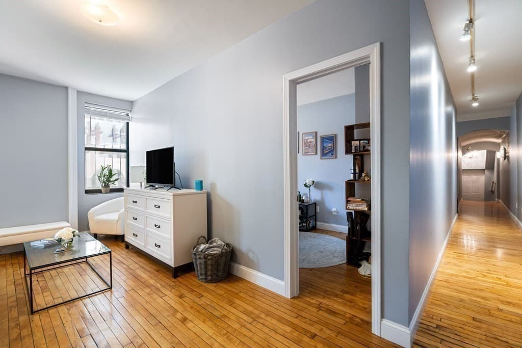 330 1/2 E Street #1 photo 3
