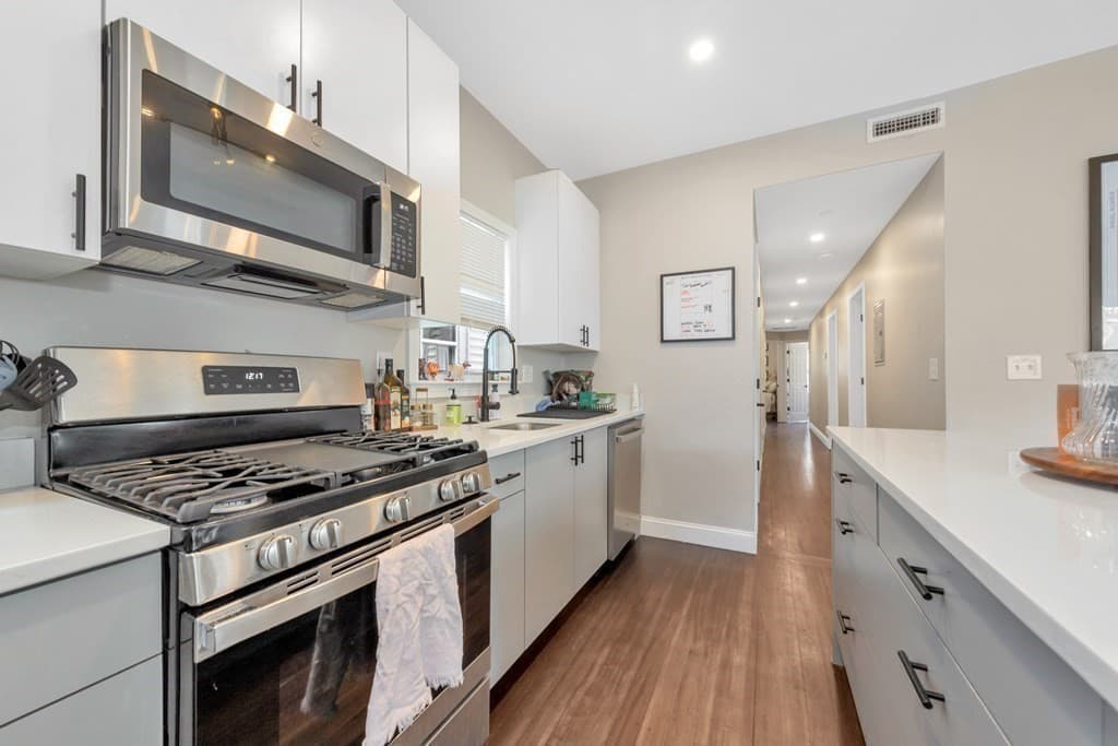 777 Columbia Road #3 photo 3