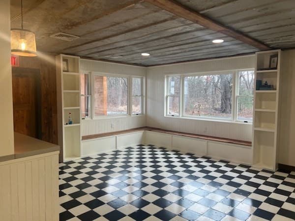 1365 Mountain Rd photo 2