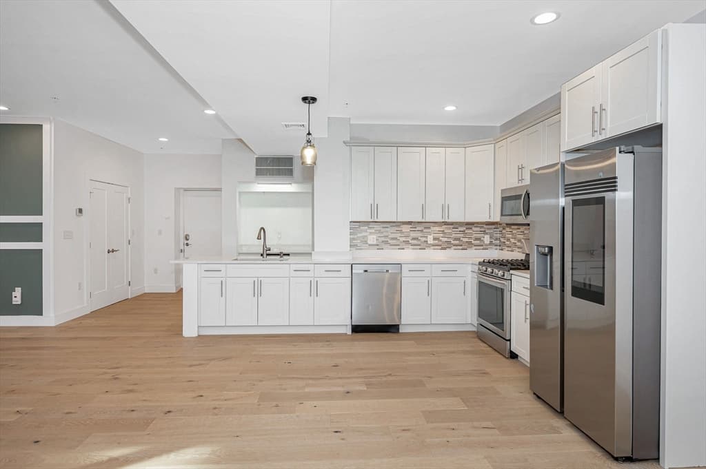 17 Kearney Sq #205 photo 4