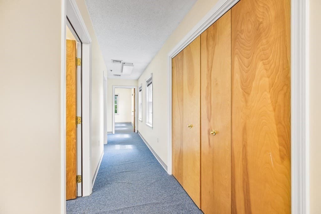475 School St #17 photo 5
