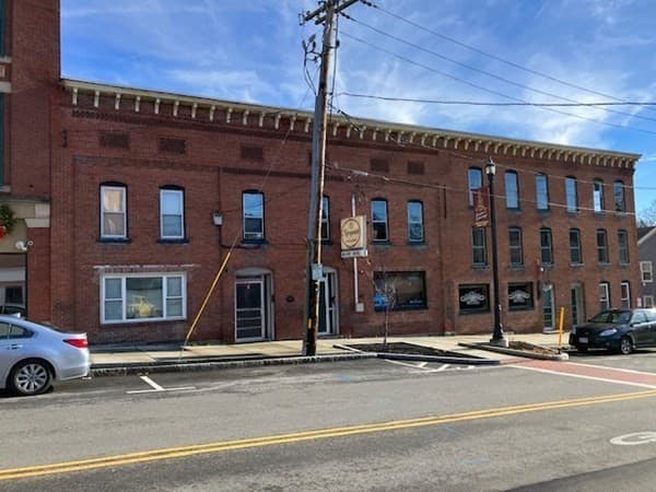 11 S Main St photo 3