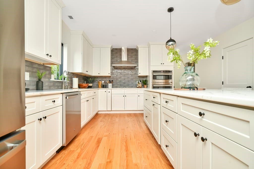 148 Columbia Street #B photo 4