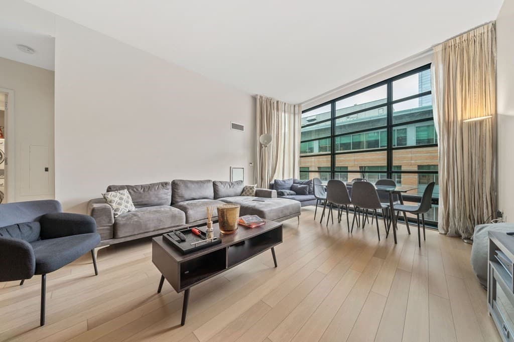 580 Washington St #806 photo 5