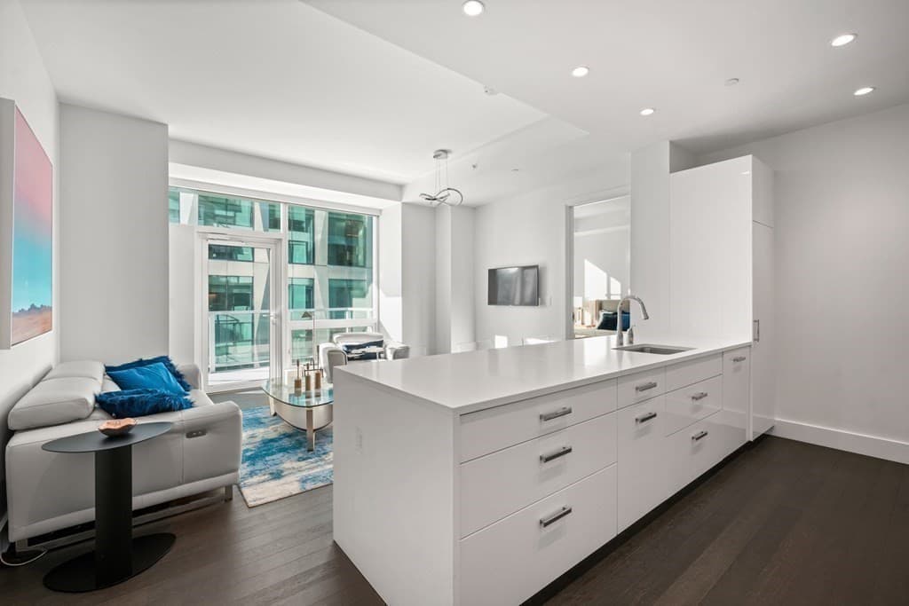 50 Liberty Dr #9H photo 4