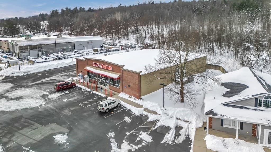 681 College Highway photo 5