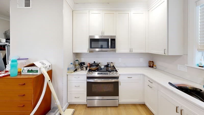 2 Rossmore Rd. #2