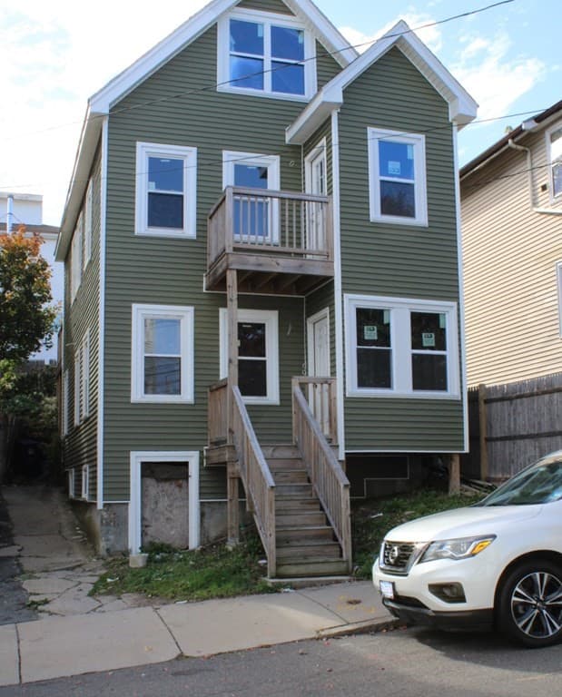 77 Reed Avenue