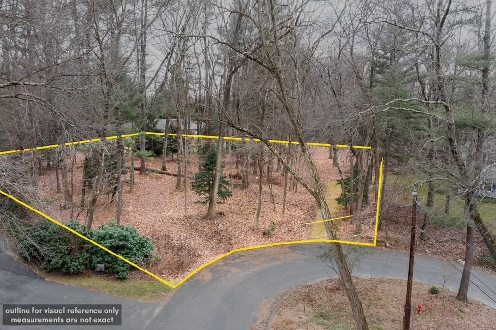 5 Dennis Rd