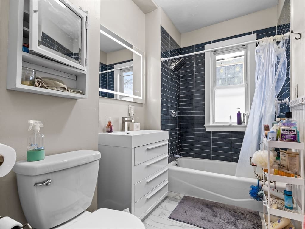 3 Kinnaird St #2 photo 5